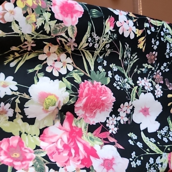 Bisou Bisou-Black print sleeveless sheer back size 12 NWT. - Picture 7 of 9